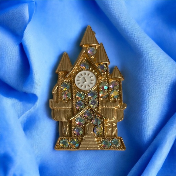 Clock Tower Brooch - Picture 3 of 4